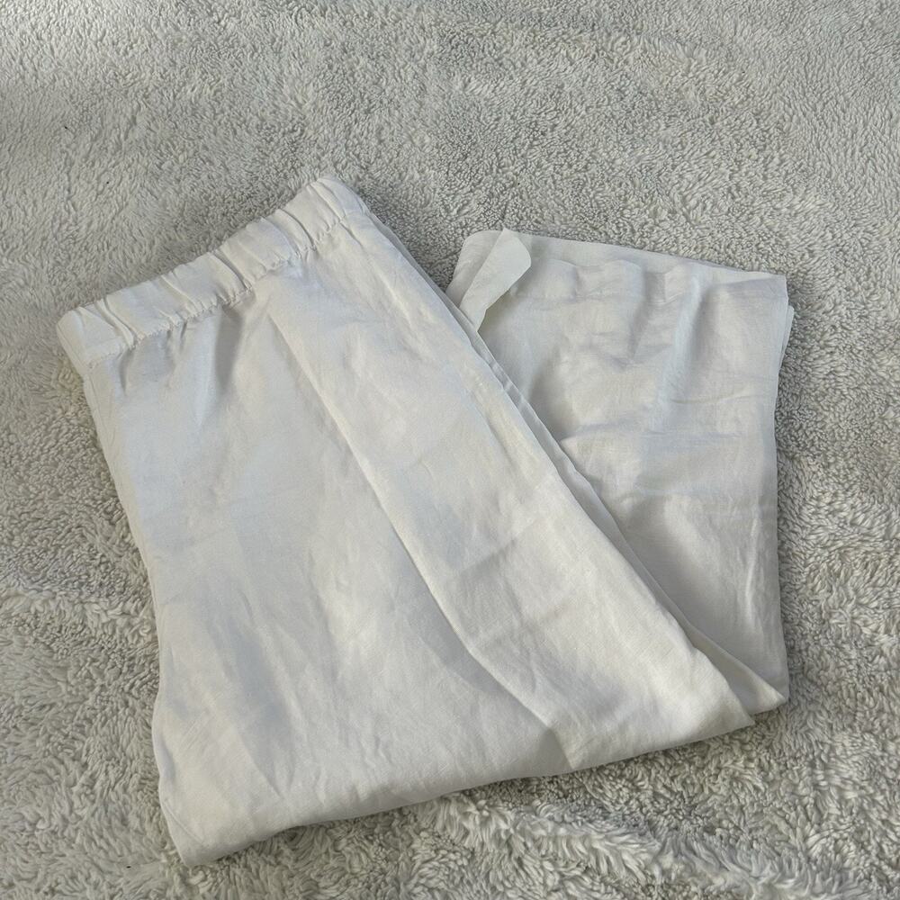 Linen Blend White Wide Leg Pants from H&M - effortless luxury.